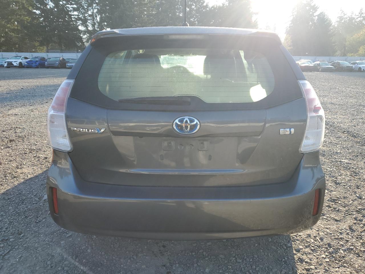2016 TOYOTA PRIUS V