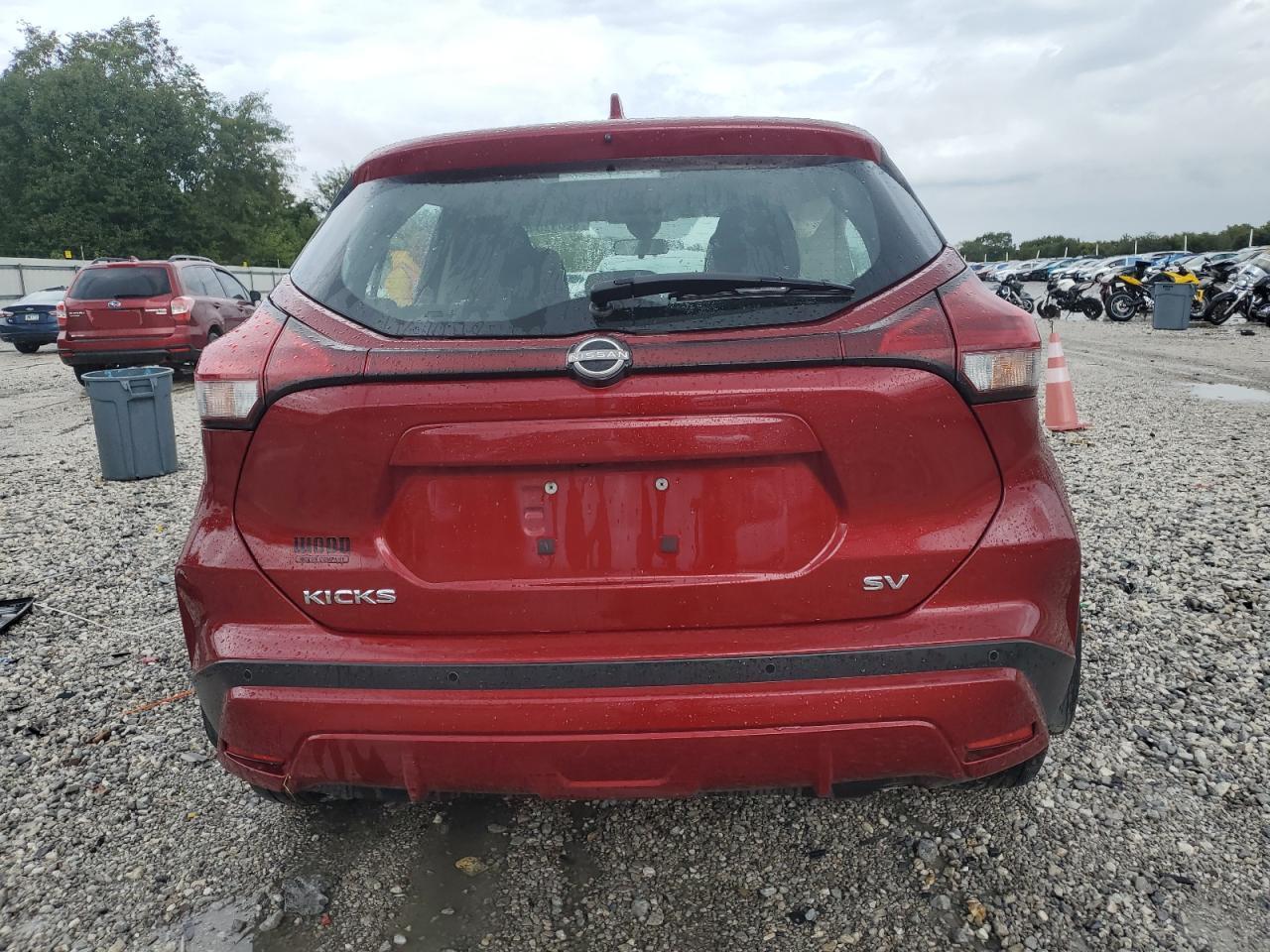 2022 NISSAN KICKS