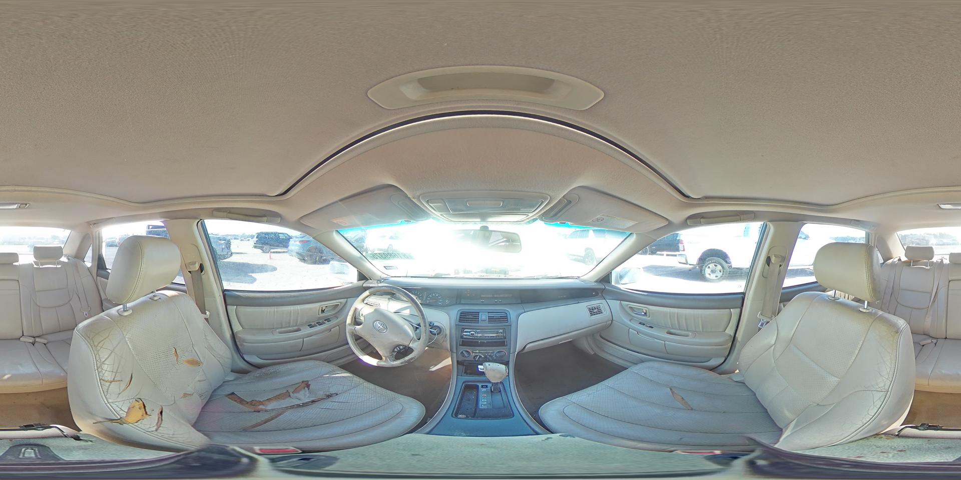 2004 TOYOTA Avalon