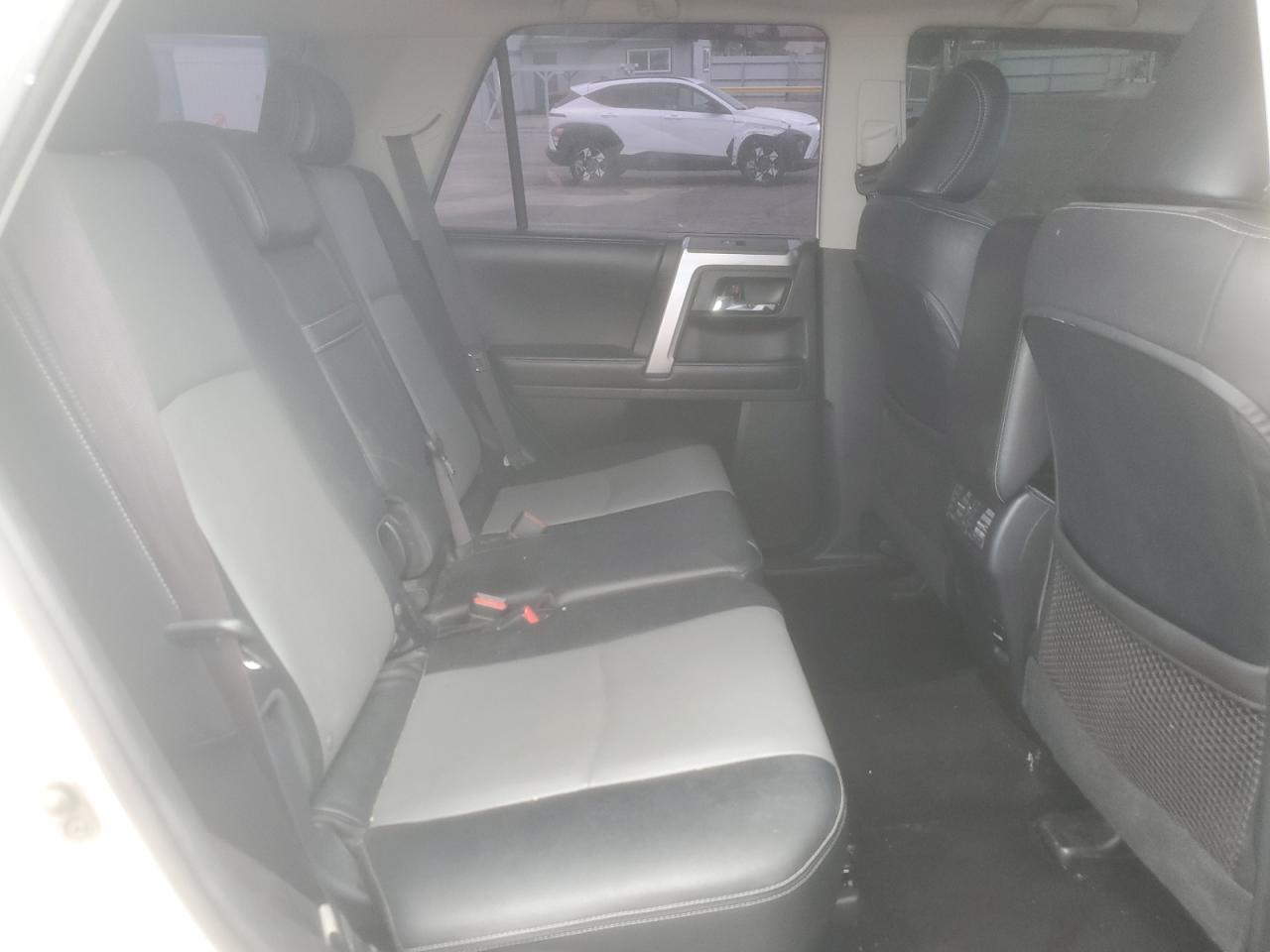 2016 TOYOTA 4Runner