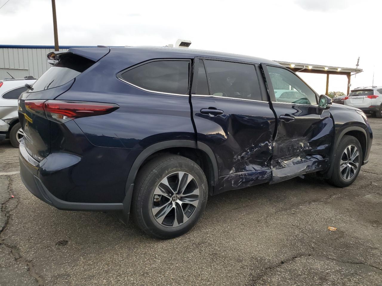 2024 TOYOTA HIGHLANDER