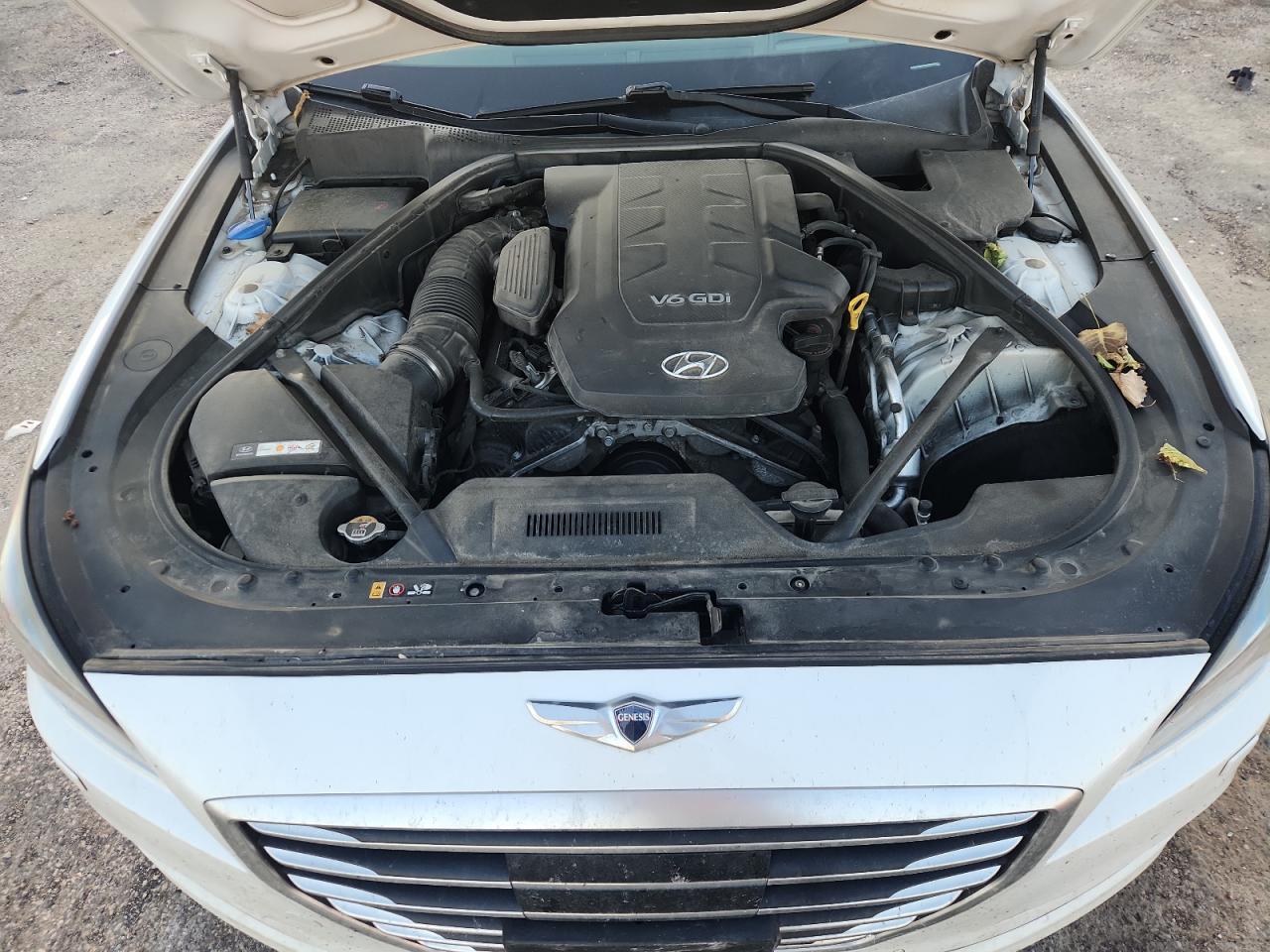 2015 HYUNDAI GENESIS