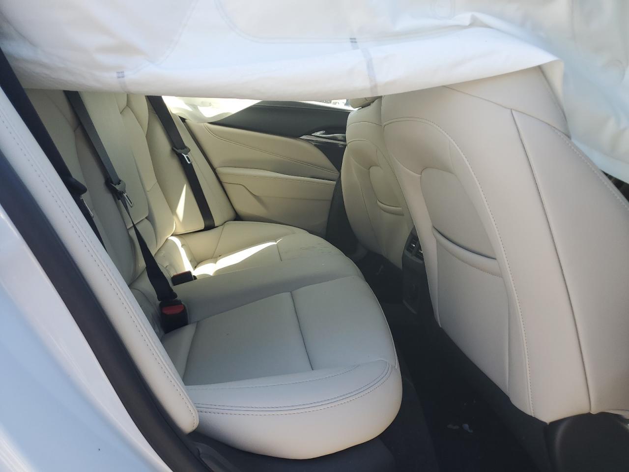2024 CADILLAC CT4