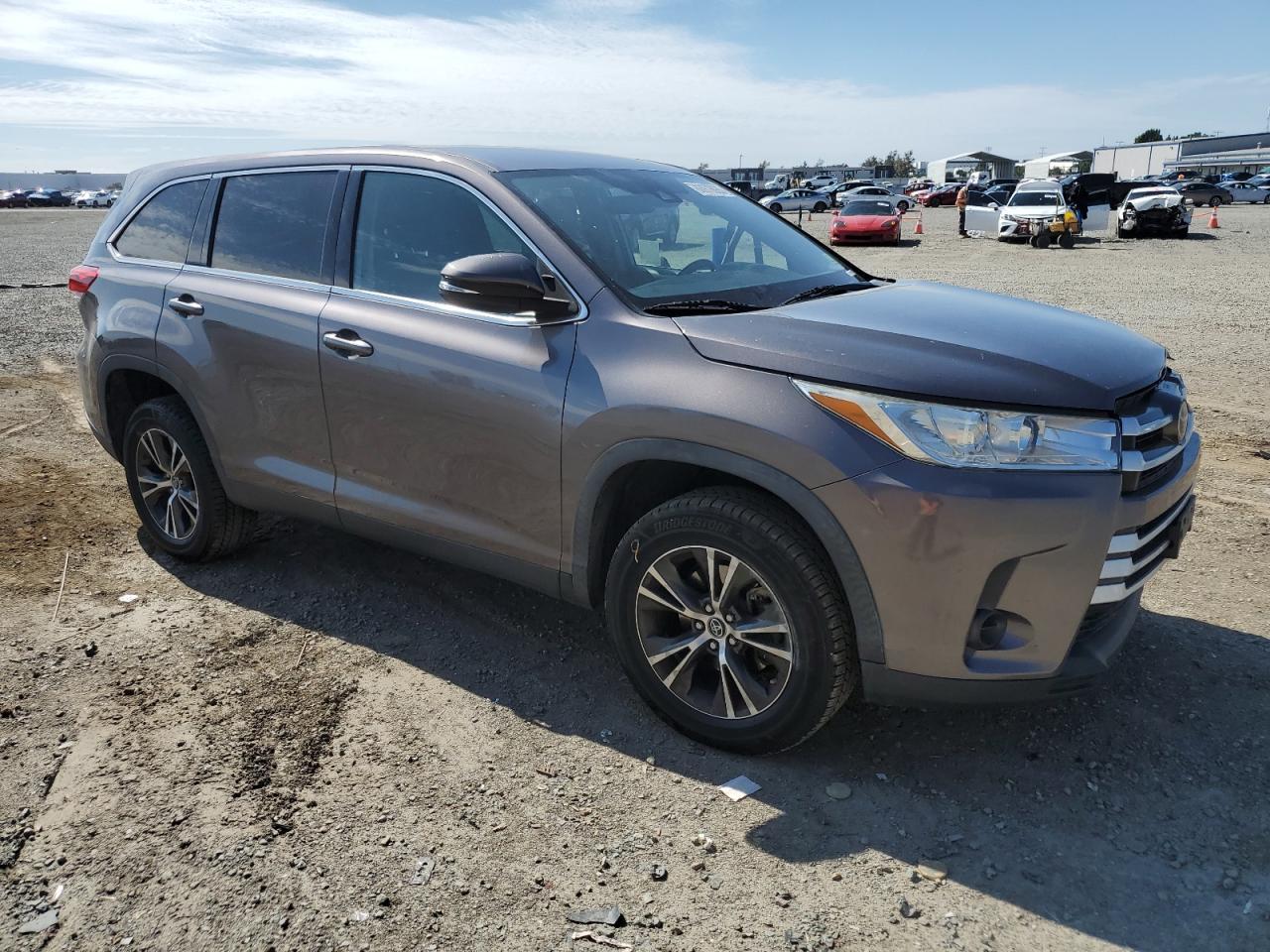 2019 TOYOTA HIGHLANDER