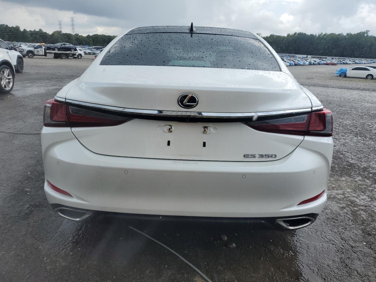 2022 LEXUS Es