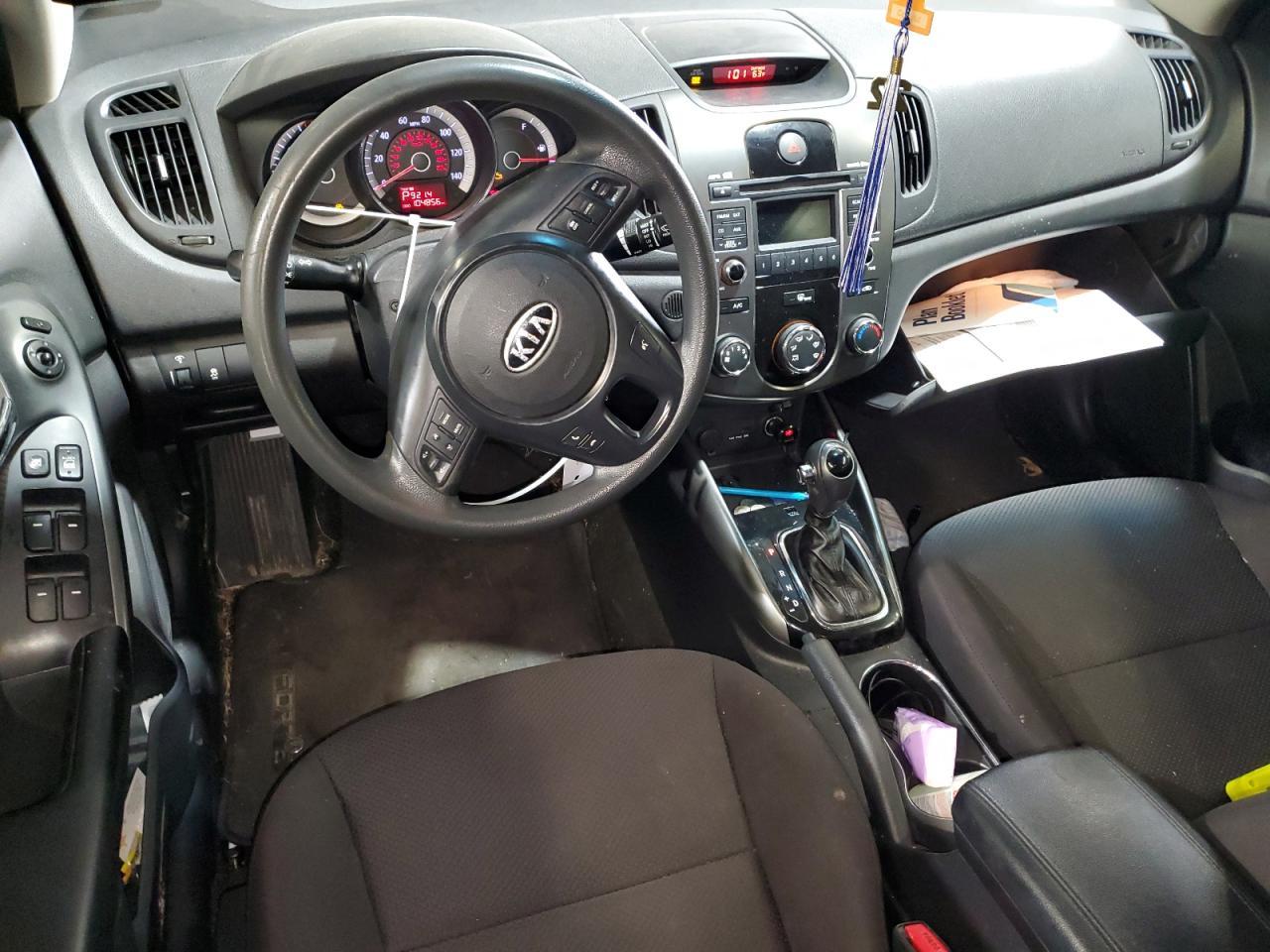 2013 KIA FORTE