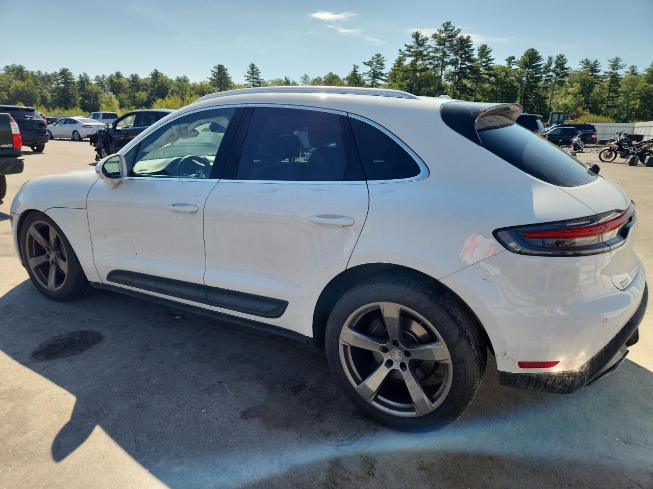 2023 PORSCHE Macan