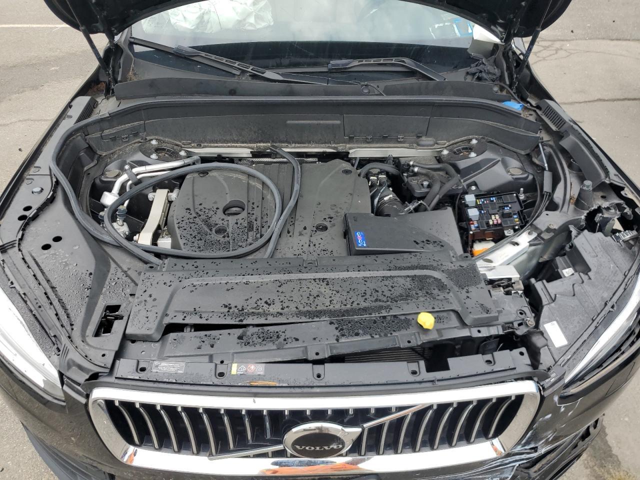 2023 VOLVO XC90