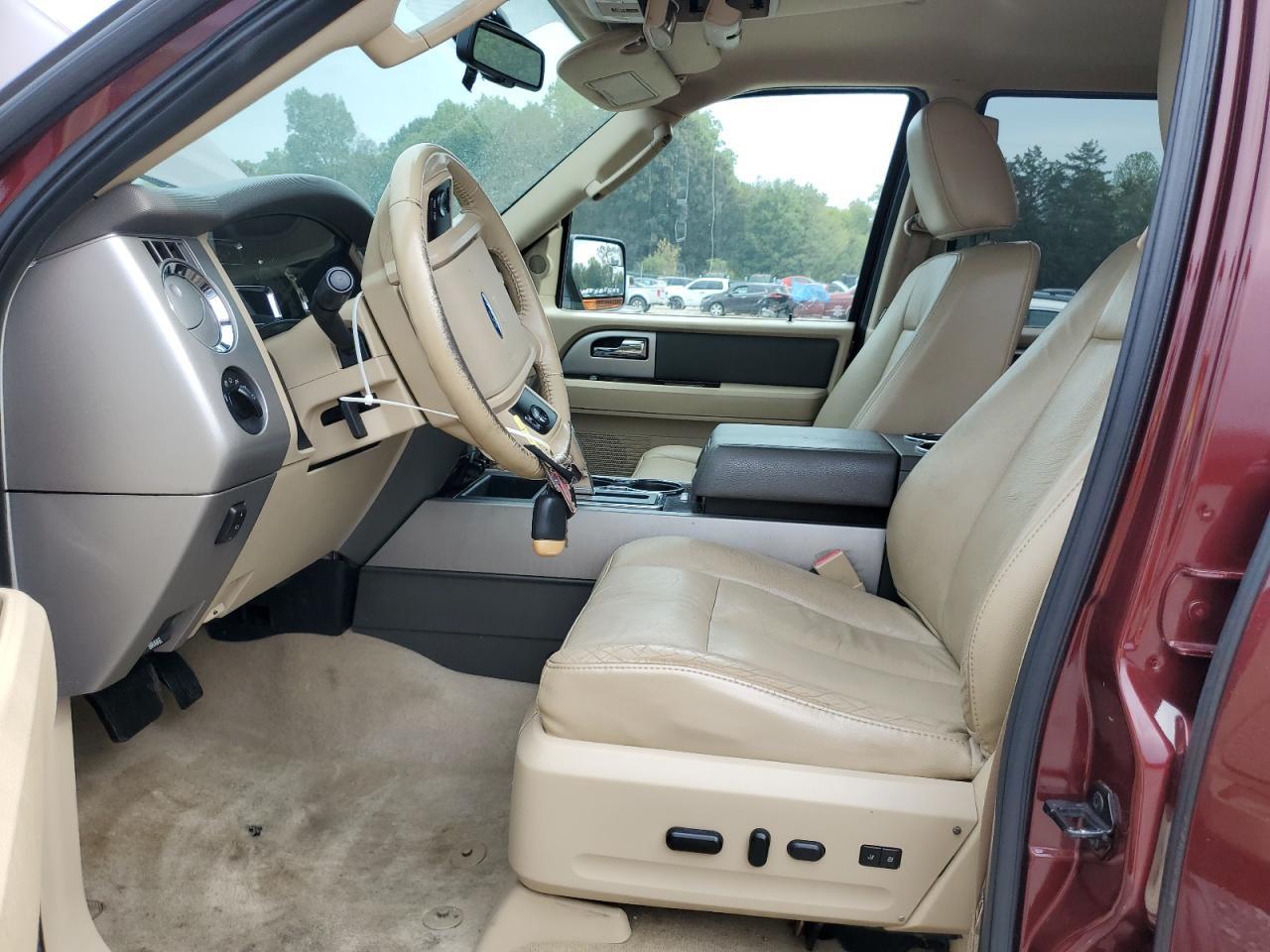 2013 FORD Expedition