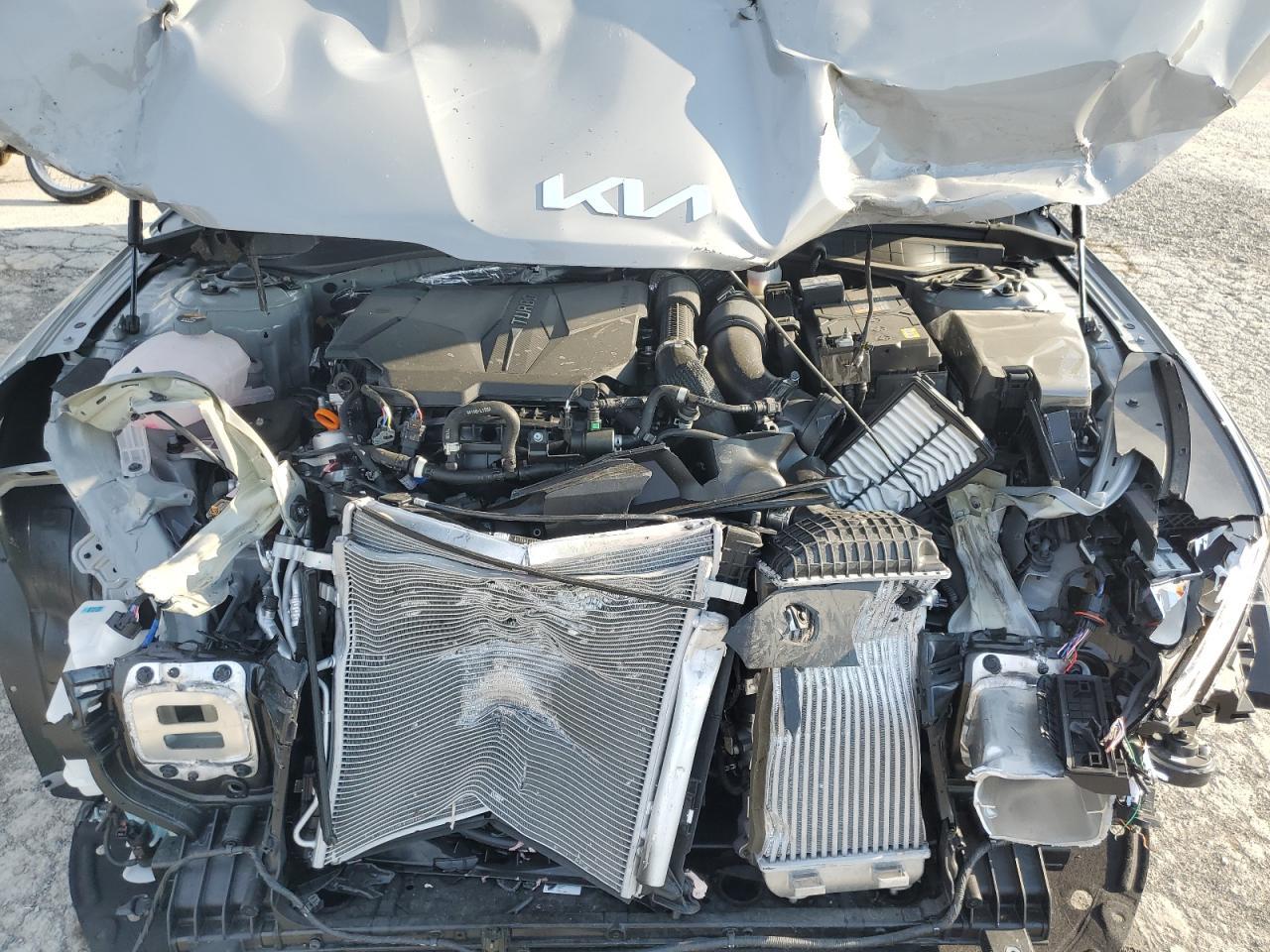 2025 KIA K5