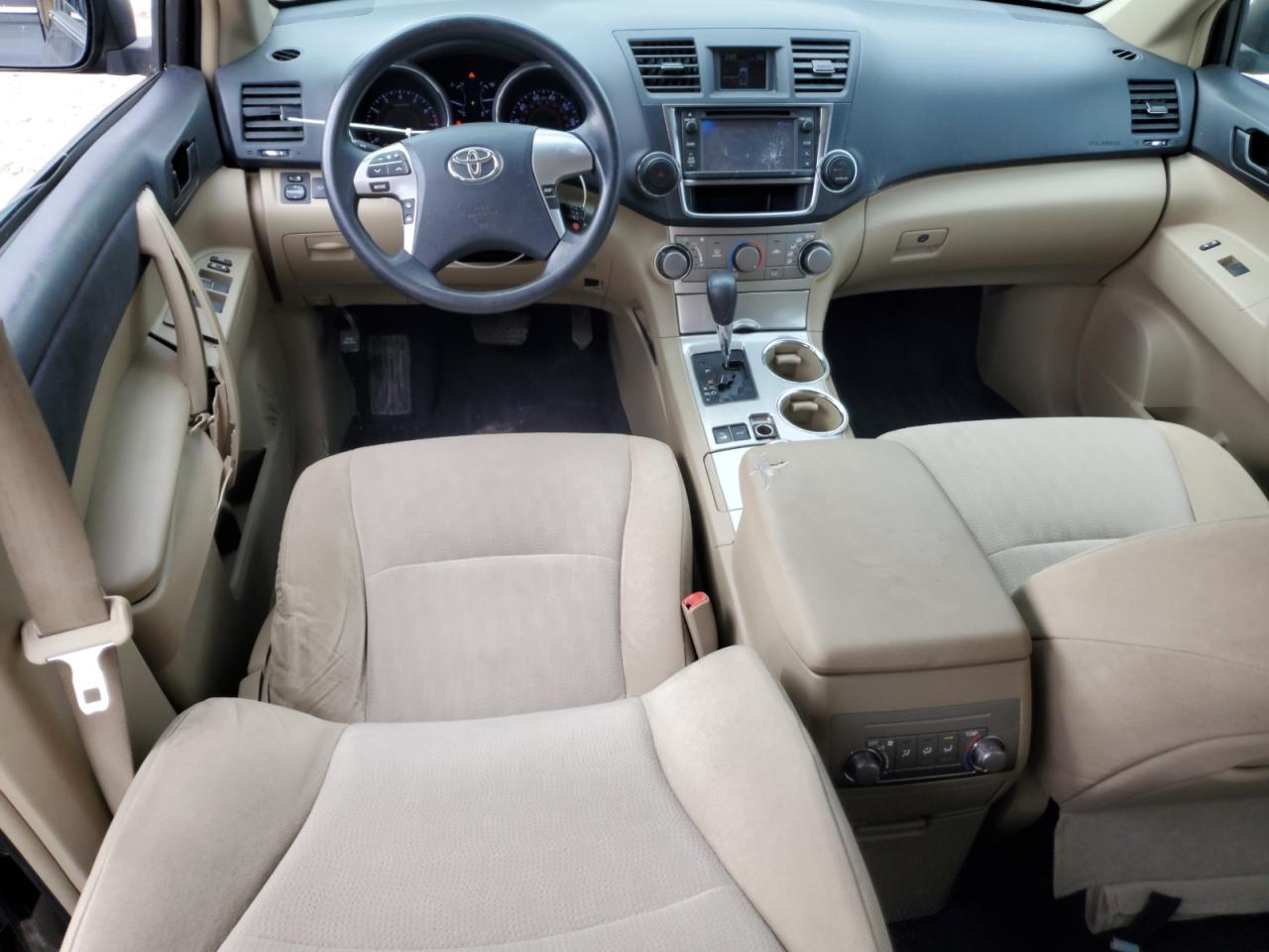 2013 TOYOTA HIGHLANDER