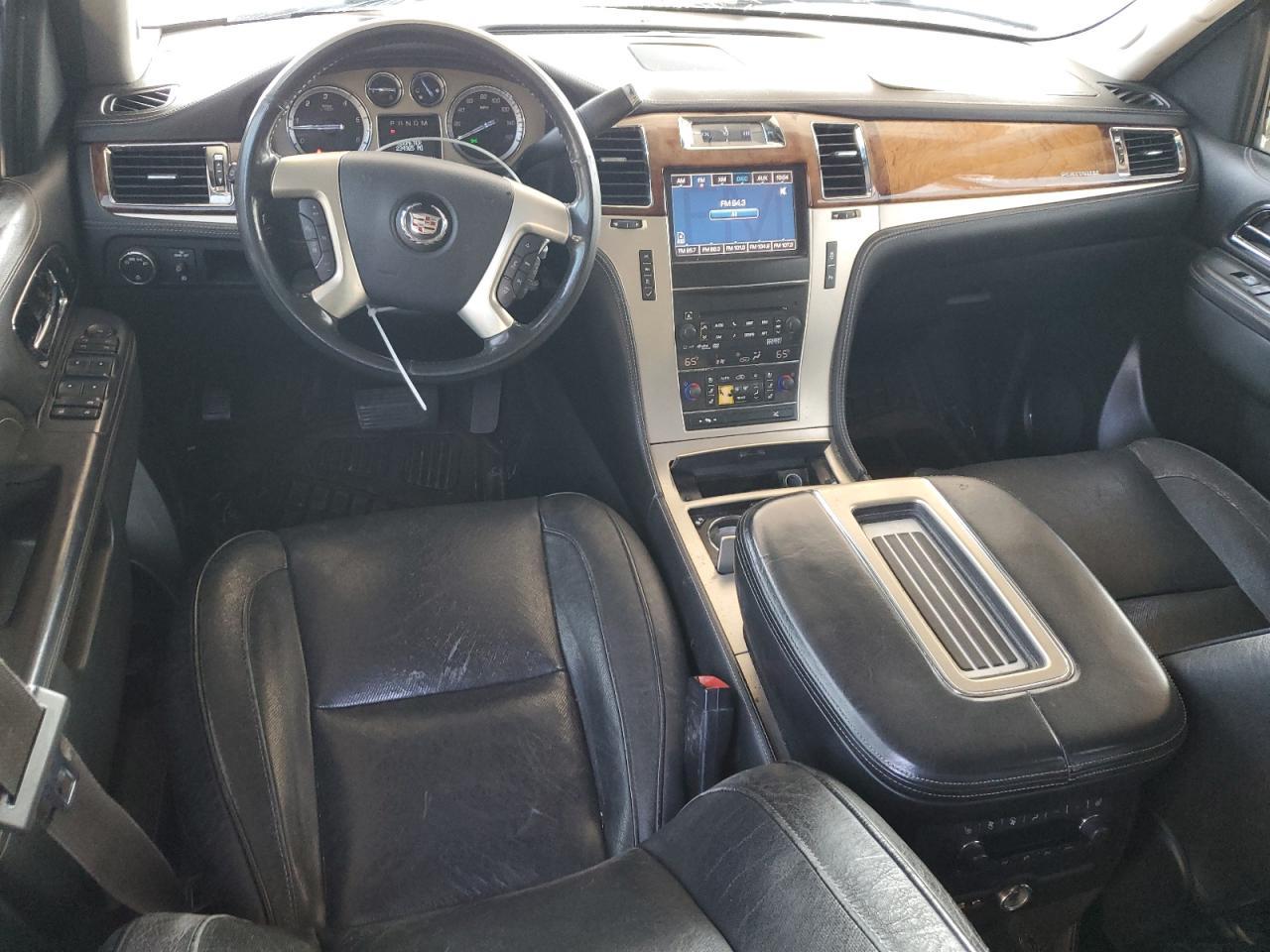 2013 CADILLAC ESCALADE