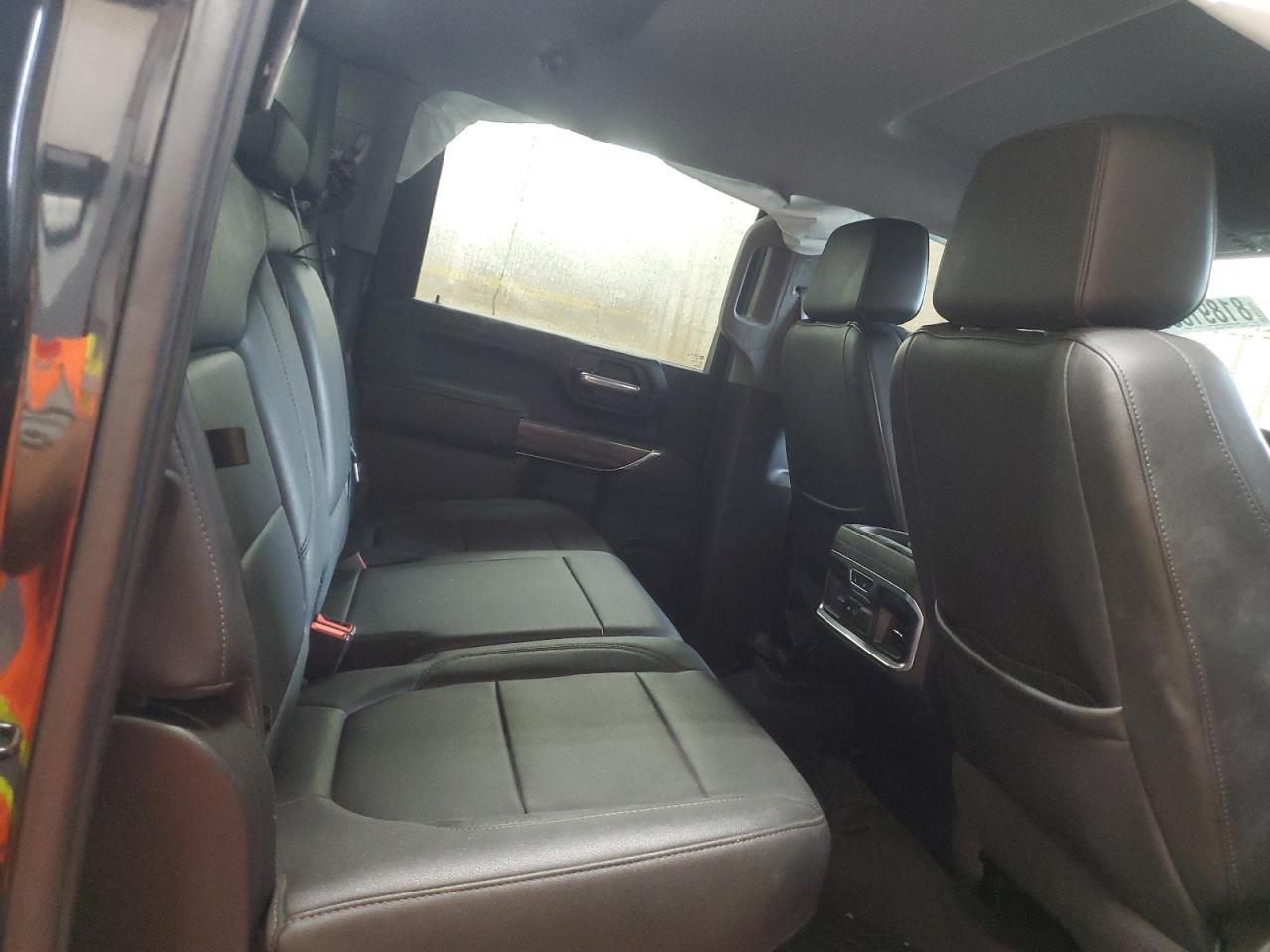 2021 CHEVROLET Silverado