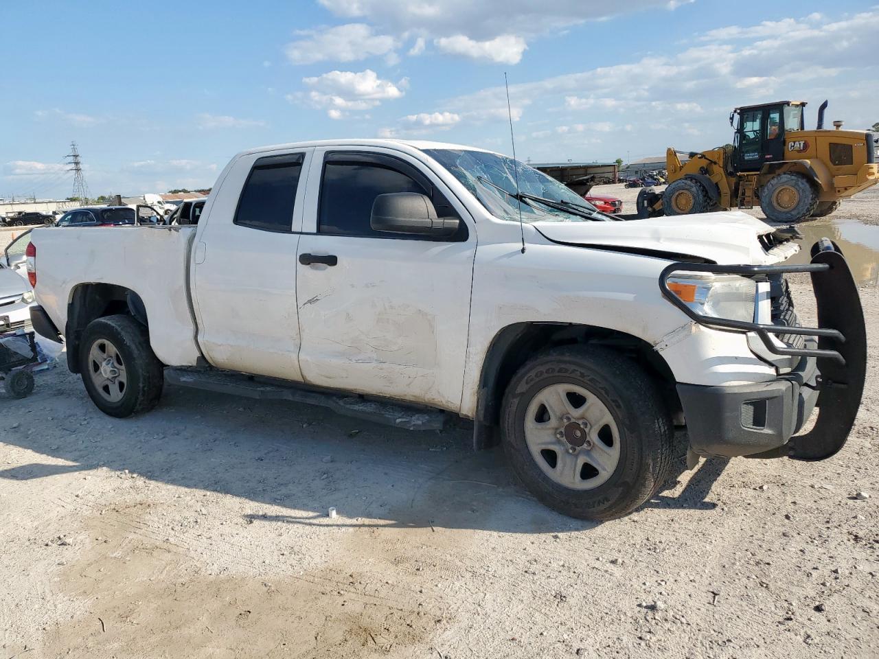 2017 TOYOTA TUNDRA
