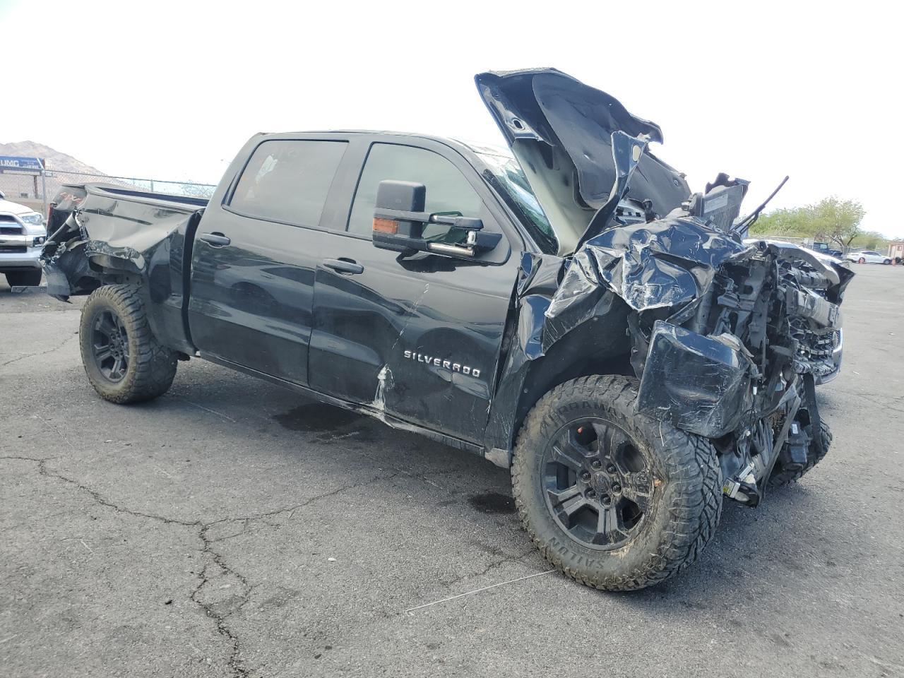 2018 CHEVROLET Silverado