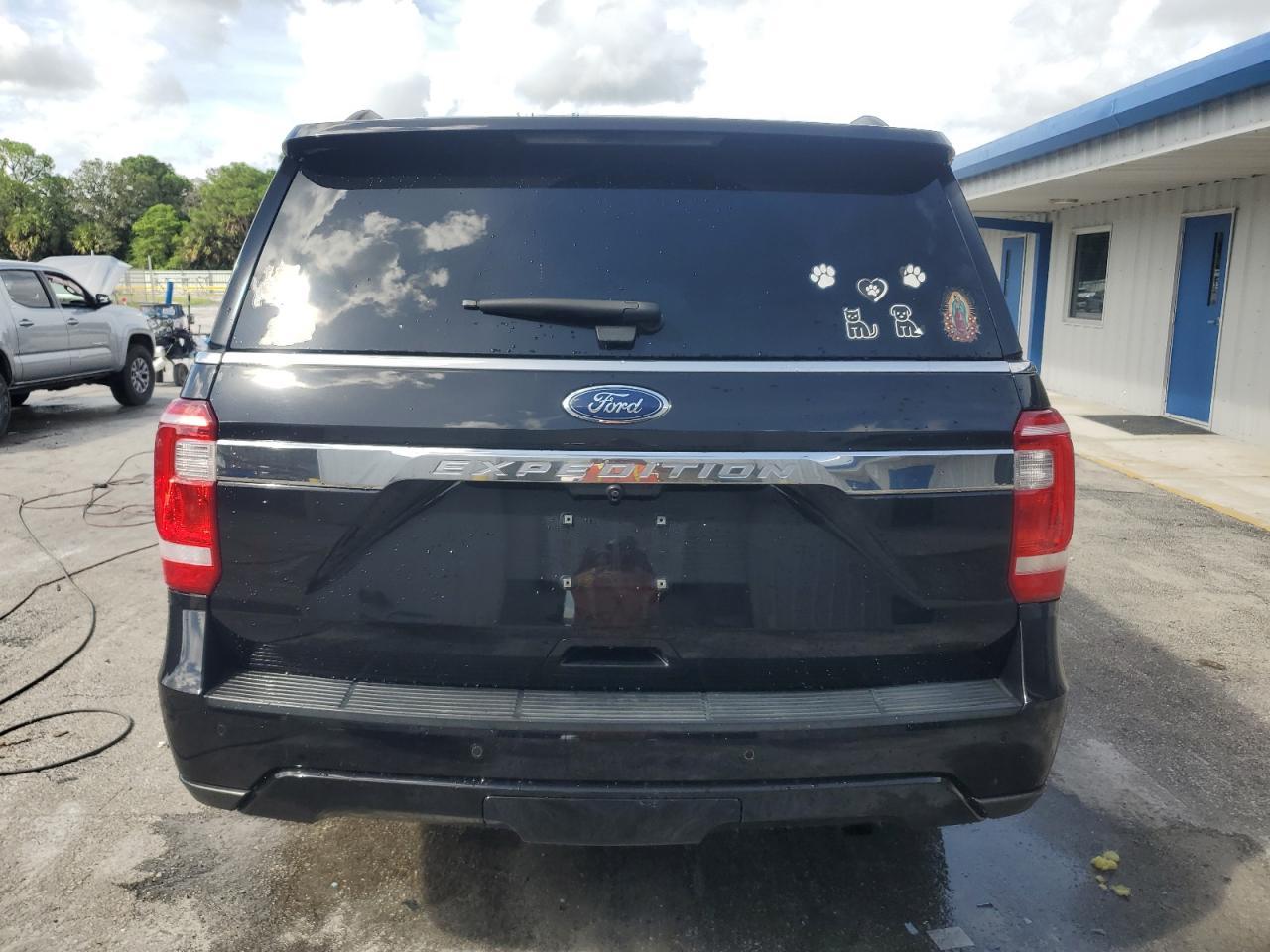 2021 FORD Expedition