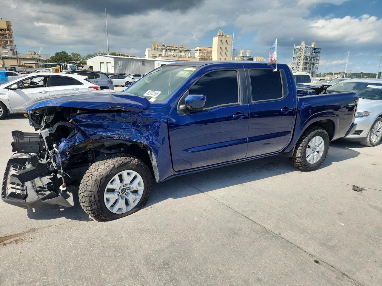 2022 NISSAN Frontier