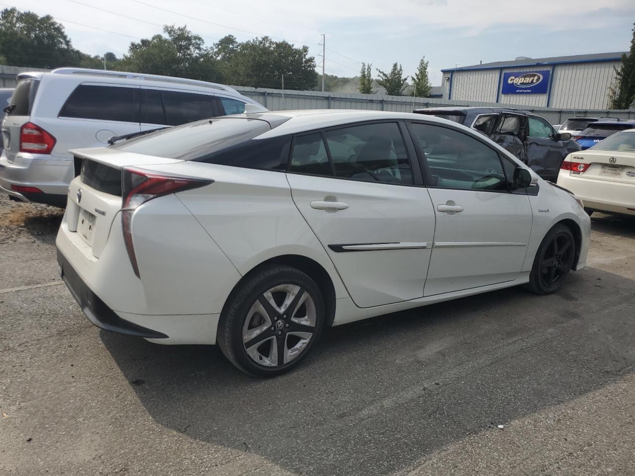 2016 TOYOTA PRIUS