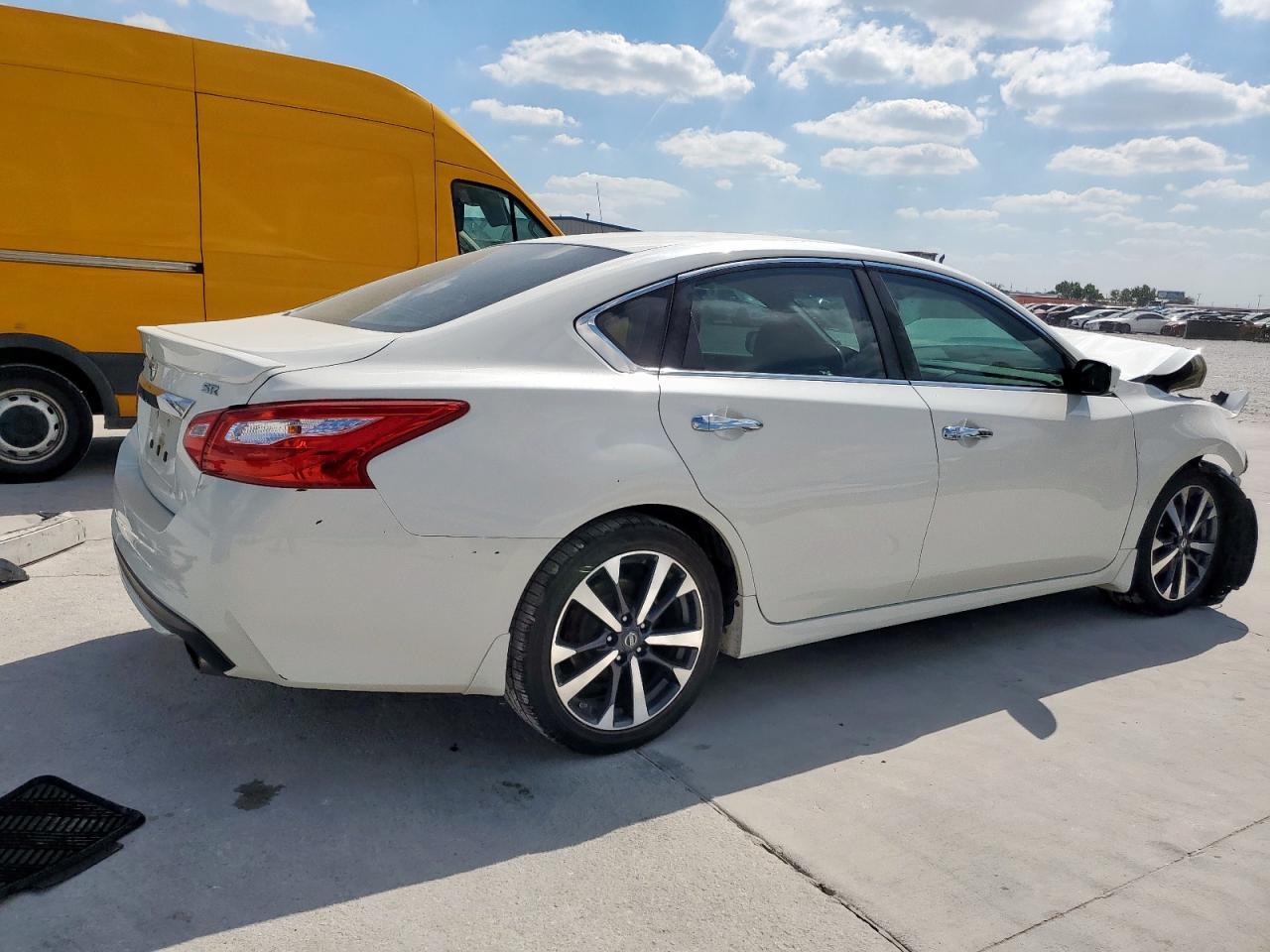 2016 NISSAN ALTIMA