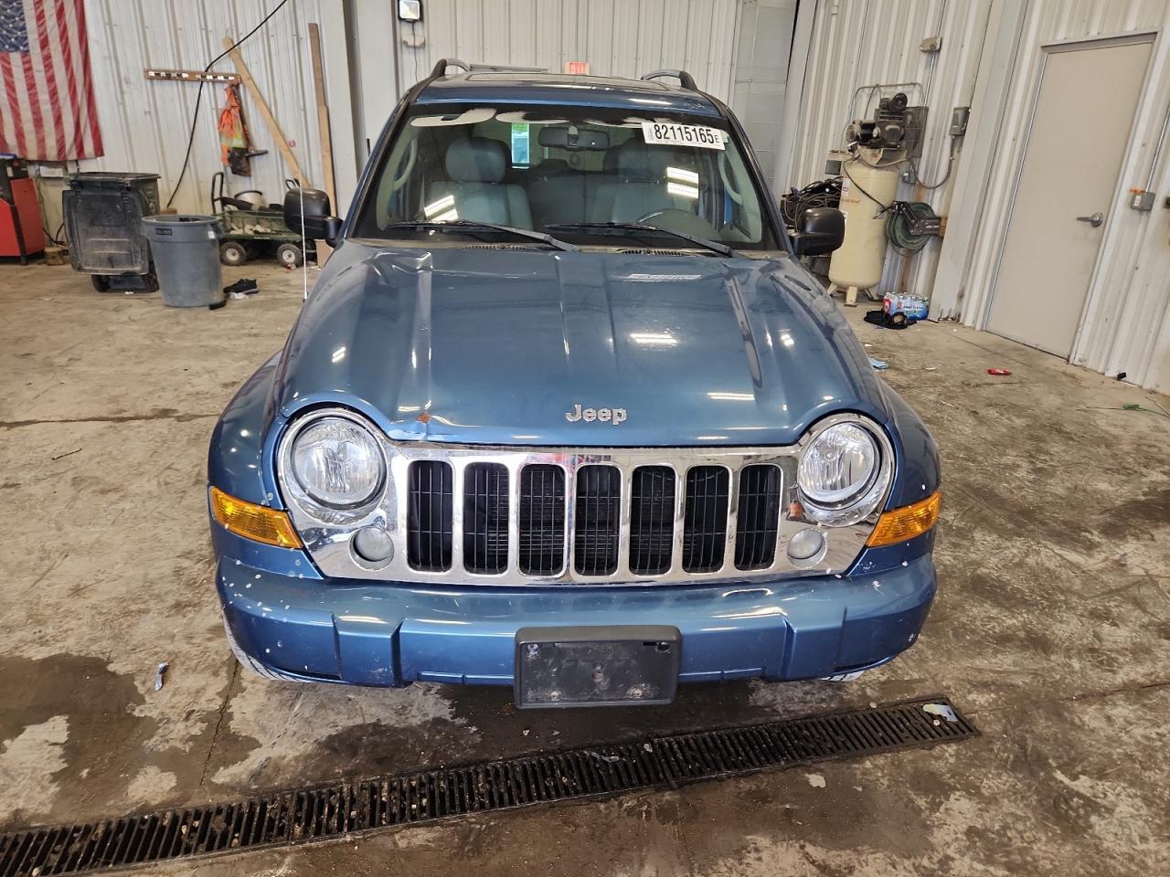 2006 JEEP Liberty