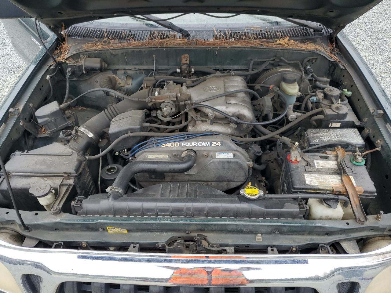 2001 TOYOTA TACOMA