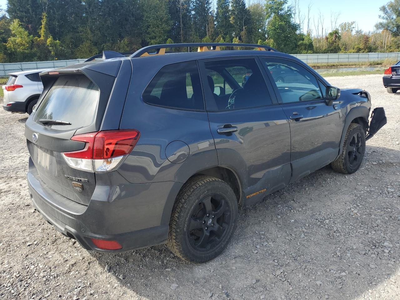 2023 SUBARU FORESTER
