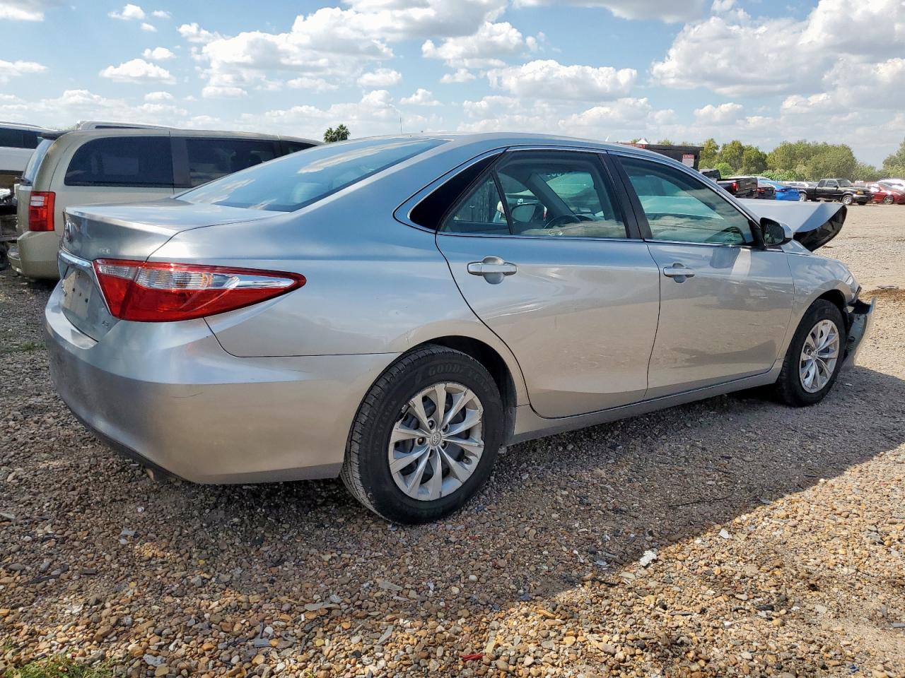 2017 TOYOTA CAMRY
