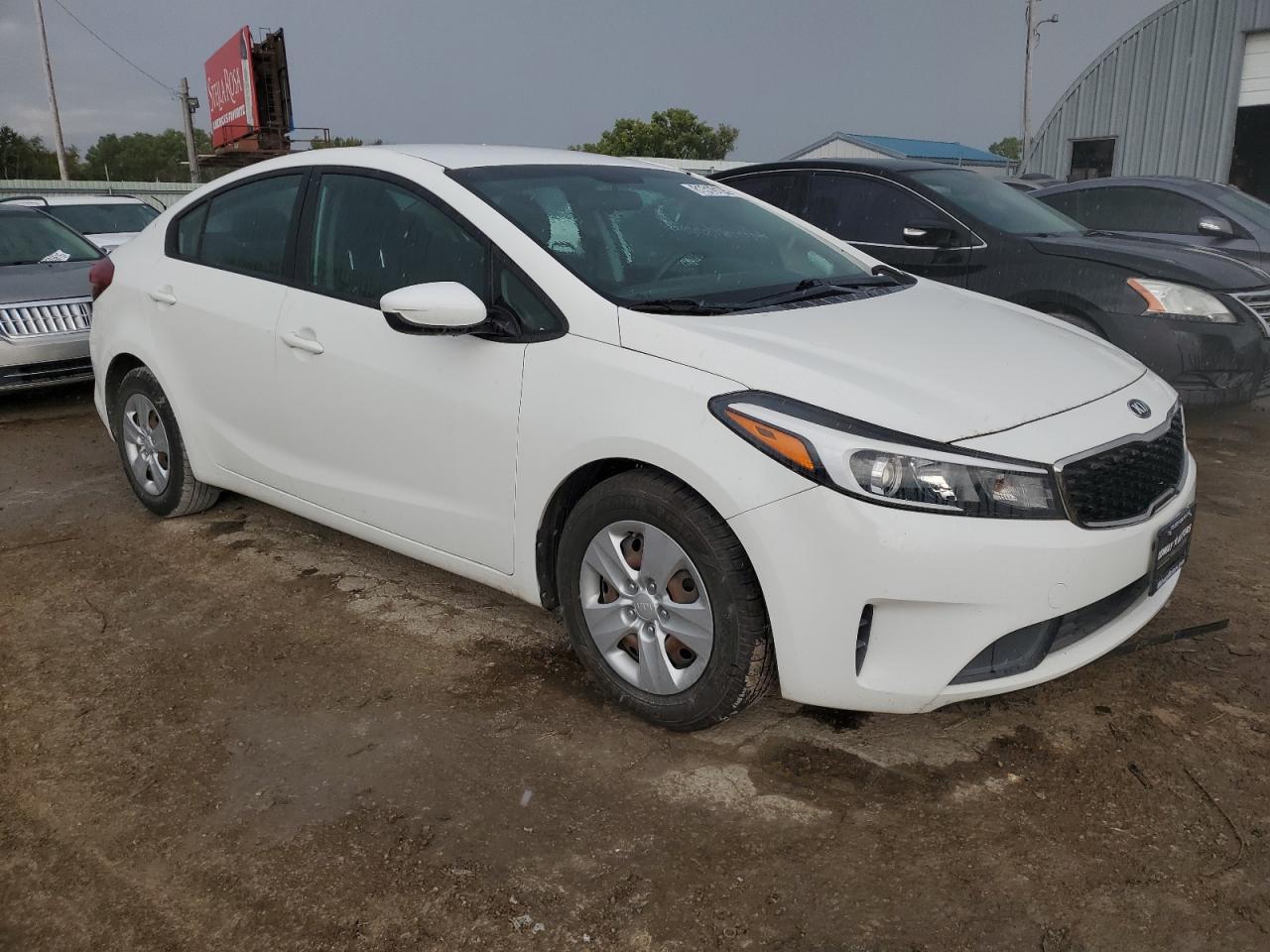 2017 KIA FORTE