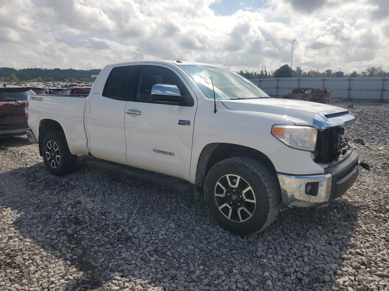 2016 TOYOTA TUNDRA