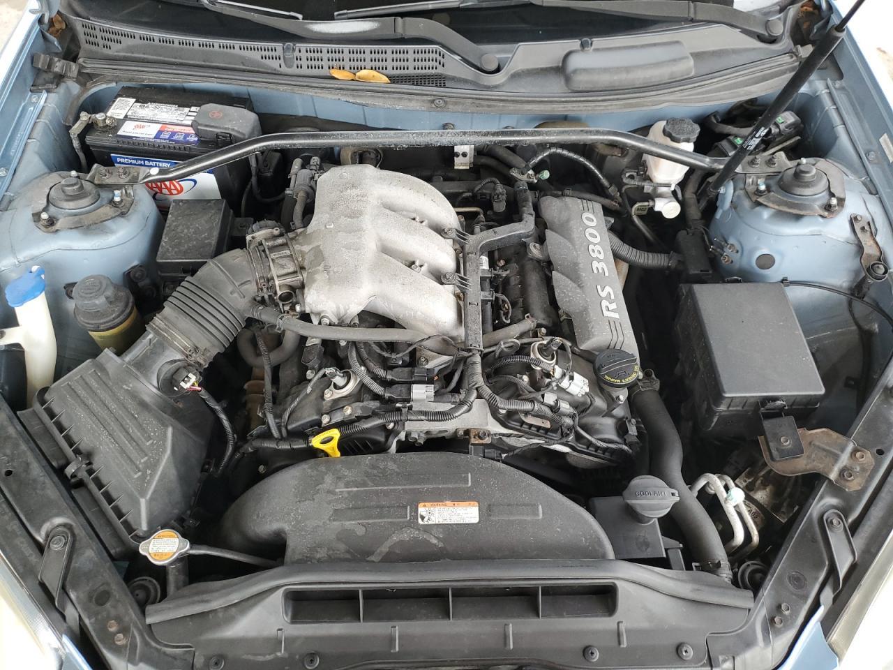2010 HYUNDAI GENESIS