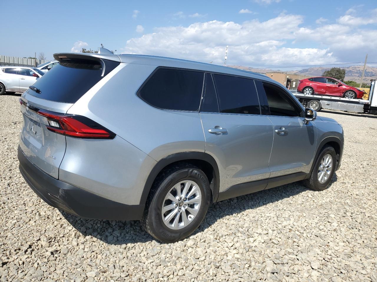 2024 TOYOTA HIGHLANDER