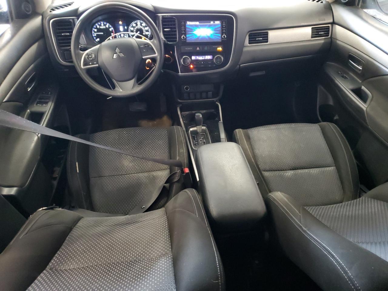 2018 MITSUBISHI outlander