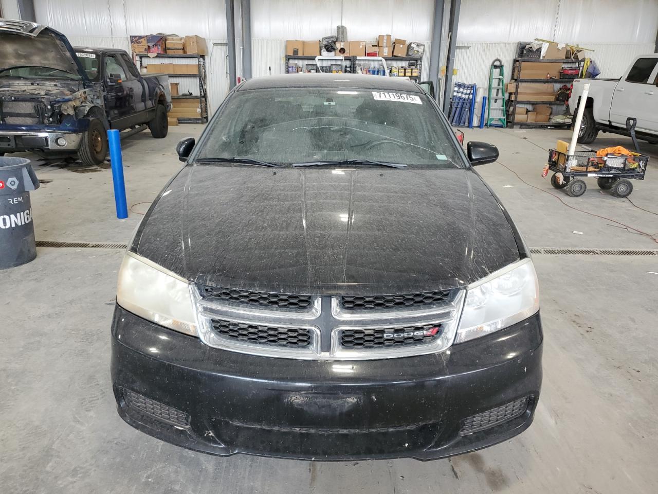 2012 DODGE Avenger