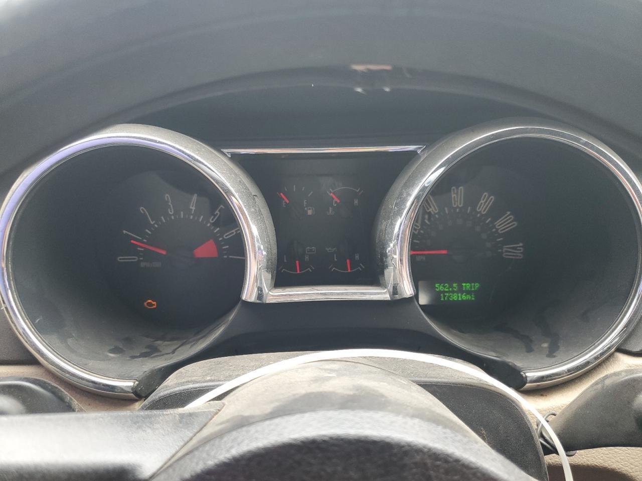 2005 FORD MUSTANG