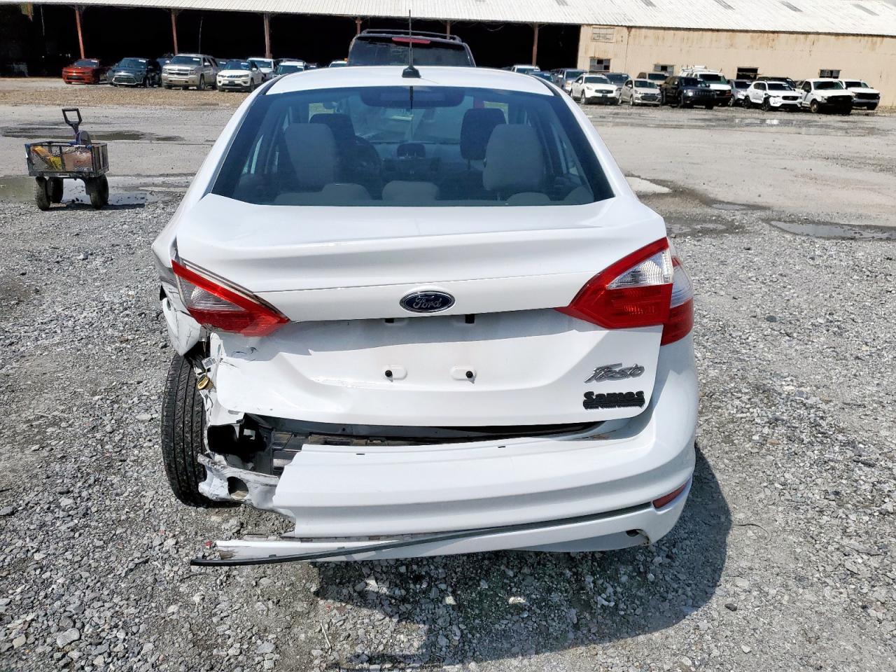 2014 FORD Fiesta