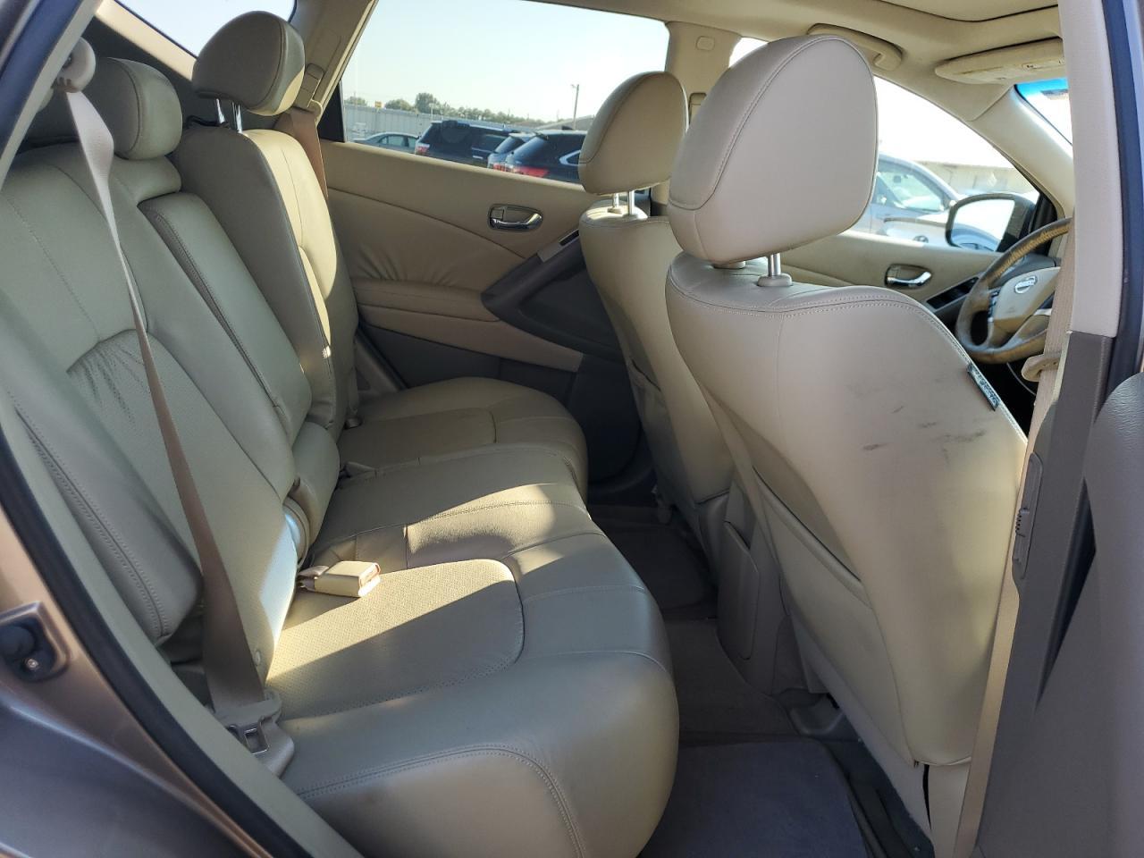 2010 NISSAN MURANO