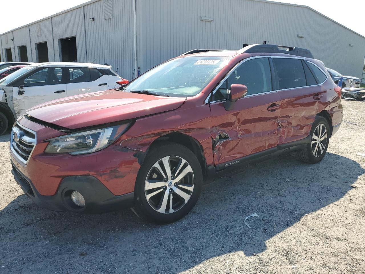 2018 SUBARU Outback