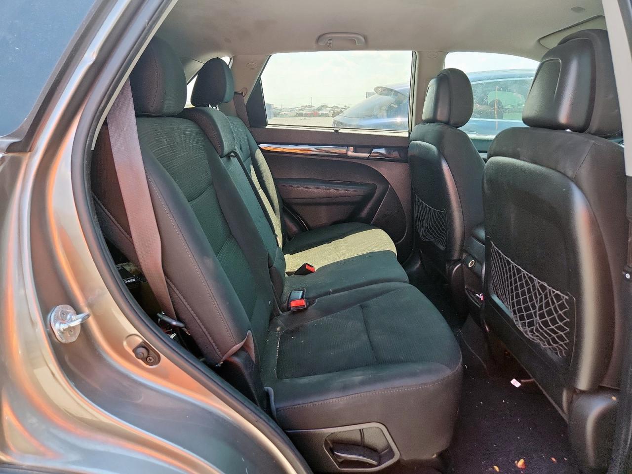 2015 KIA SORENTO