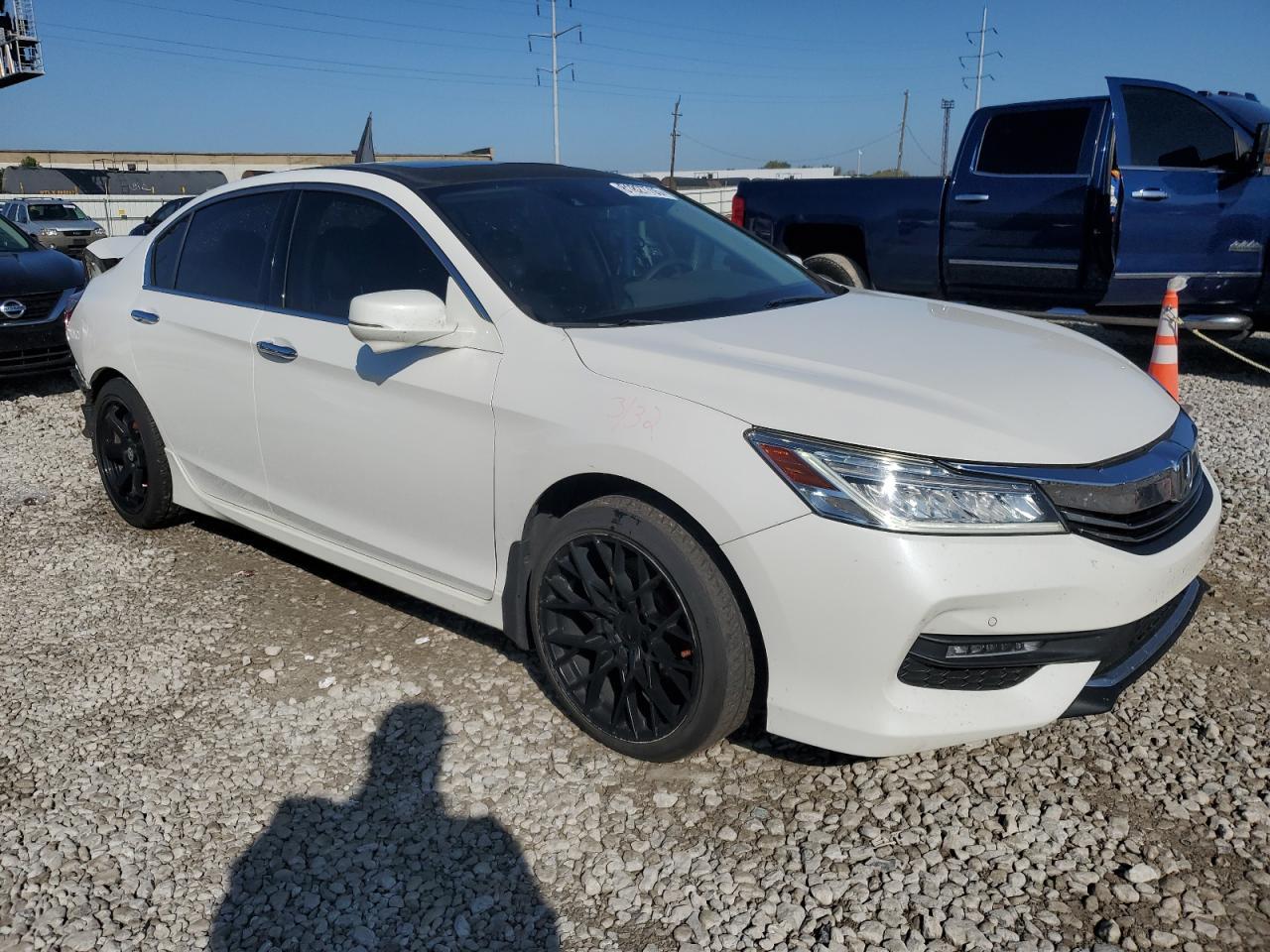 2016 HONDA ACCORD