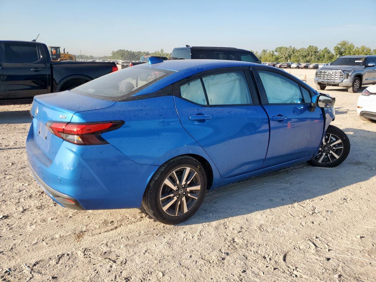 2021 NISSAN VERSA