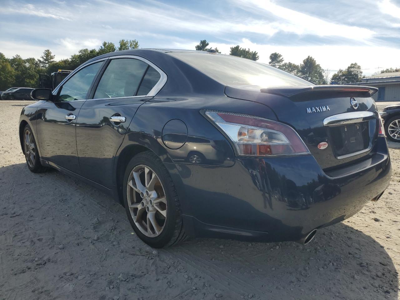 2014 NISSAN Maxima