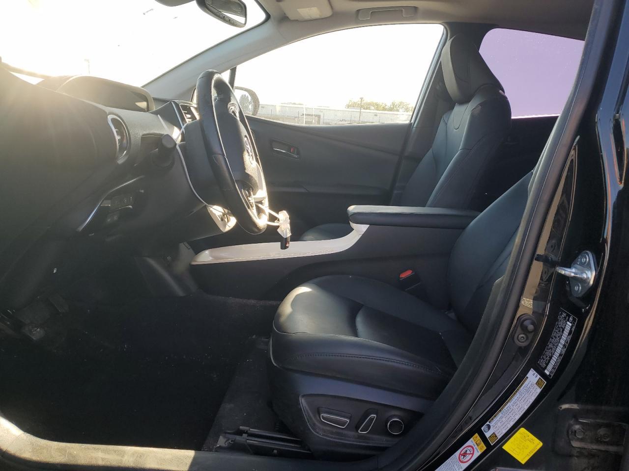 2016 TOYOTA PRIUS