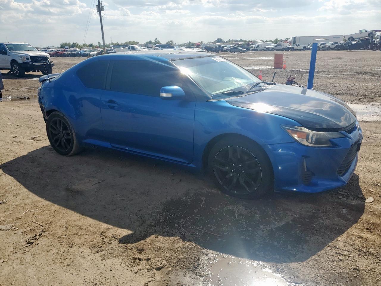 2016 TOYOTA SCION