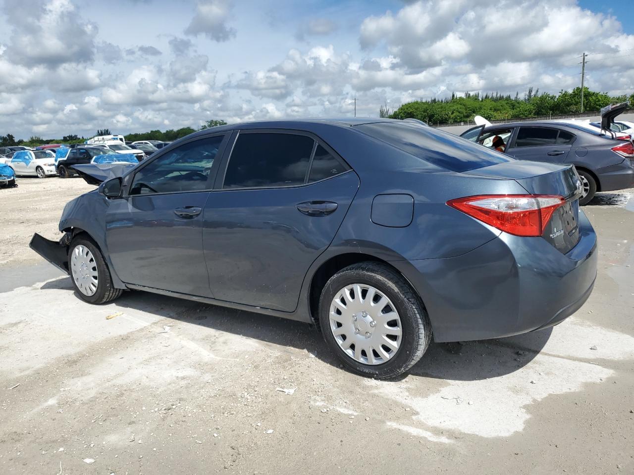 2015 TOYOTA COROLLA