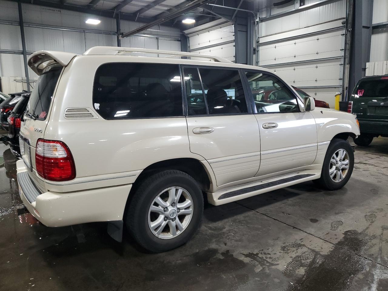 2005 LEXUS Lx 470