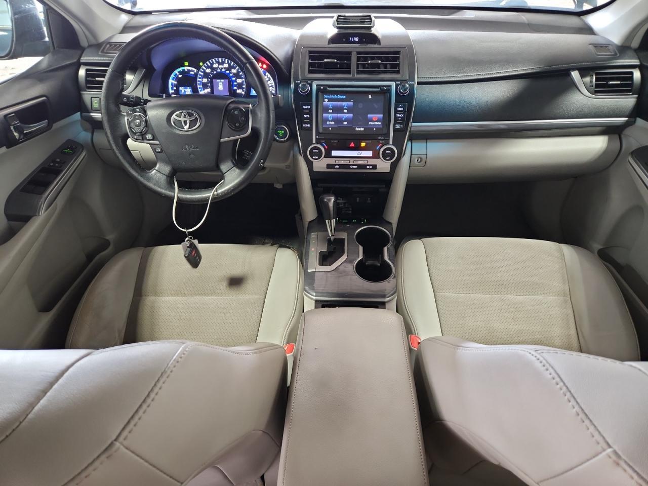 2014 TOYOTA CAMRY