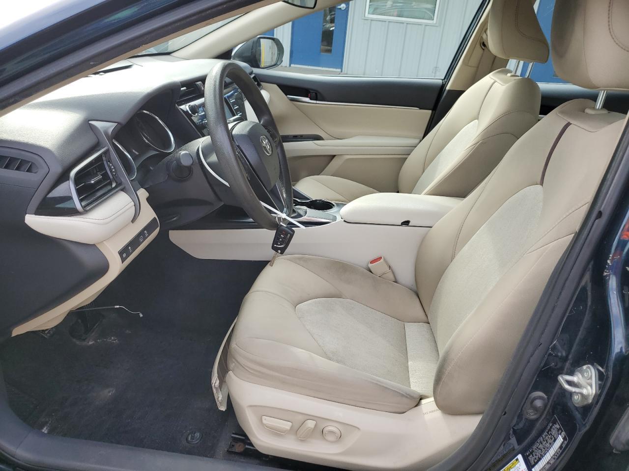 2019 TOYOTA CAMRY