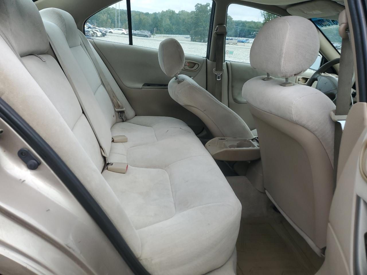 2002 MITSUBISHI Galant
