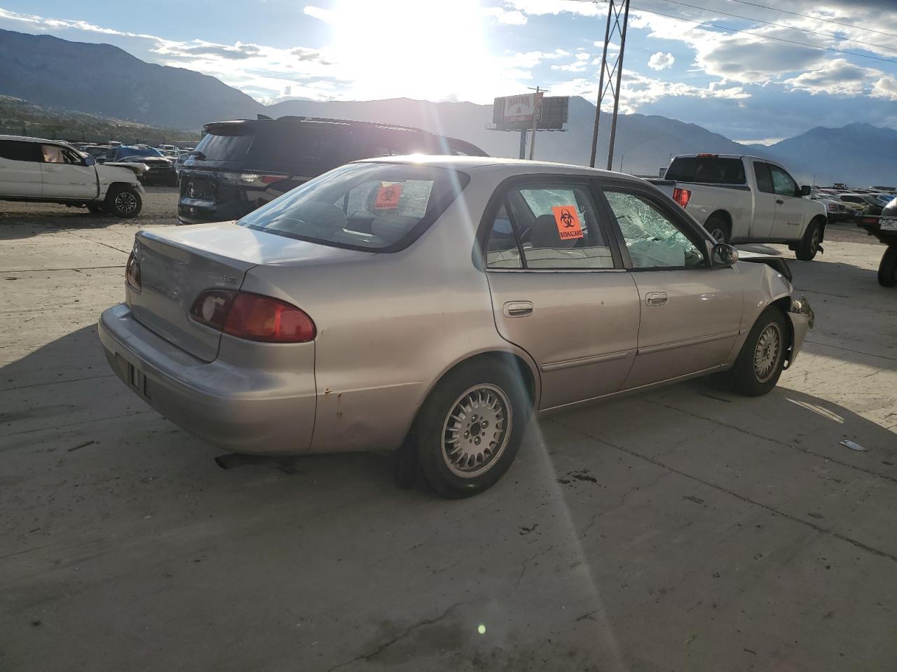 2001 TOYOTA COROLLA