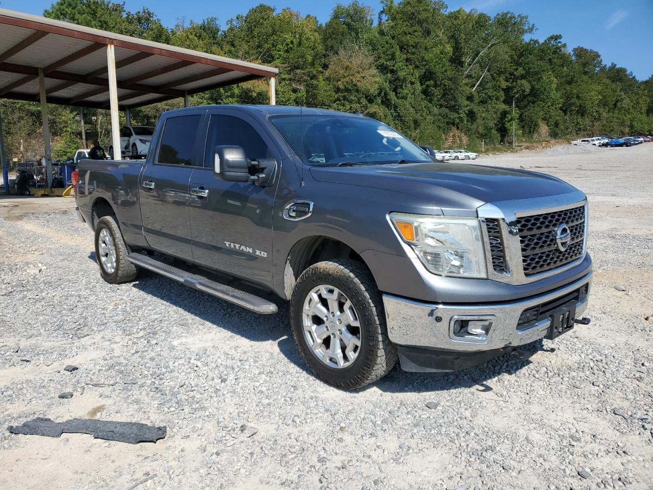 2016 NISSAN Titan